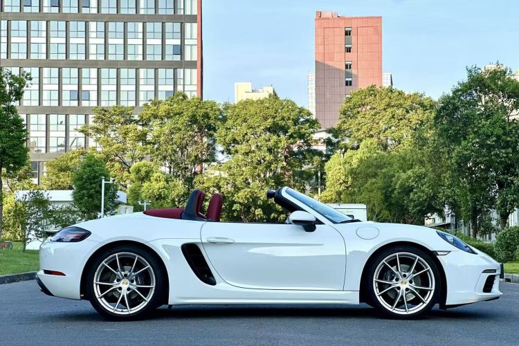 保时捷718 2022款 Boxster 2.0T车身外观6001