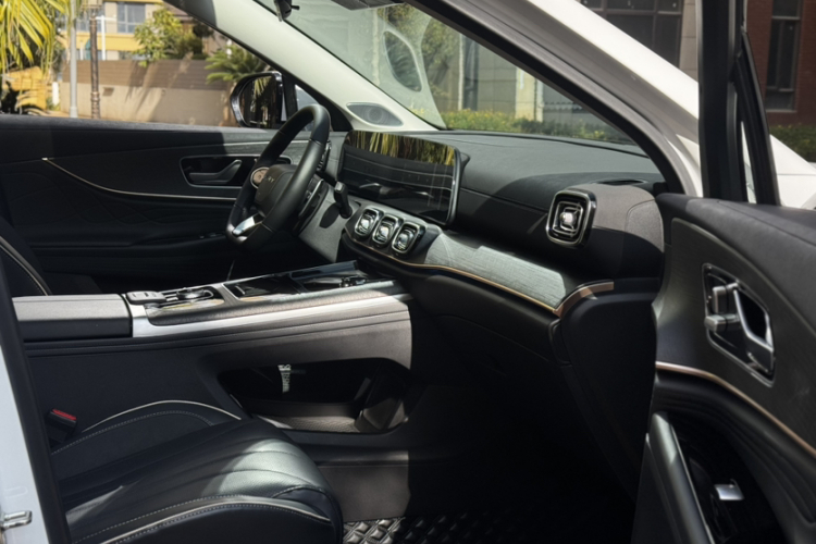 奇瑞 瑞虎9 2023款 改款 2.0T 自动两驱豪华版 5座中控内饰7007