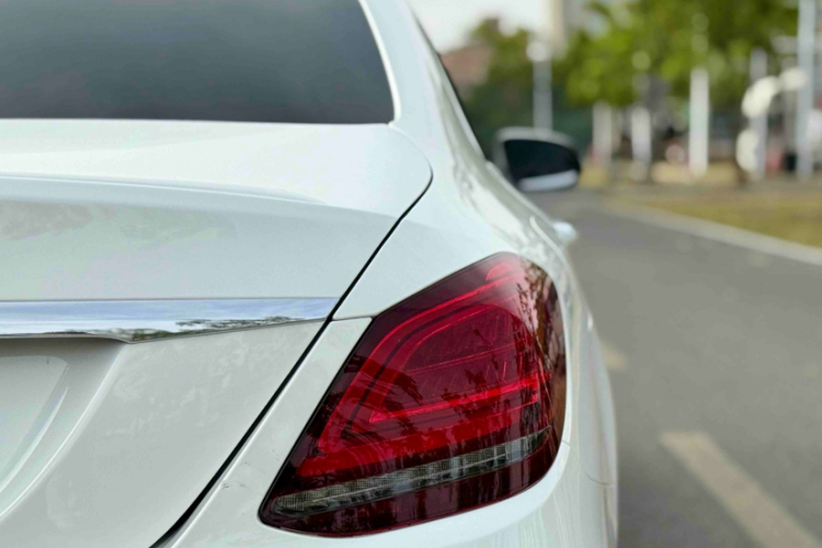 奔驰C级 2020款 改款 C 200 L 时尚型运动版车身外观6005