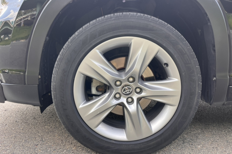 丰田 汉兰达 2017款 2.0T 四驱豪华版 7座车身外观6005