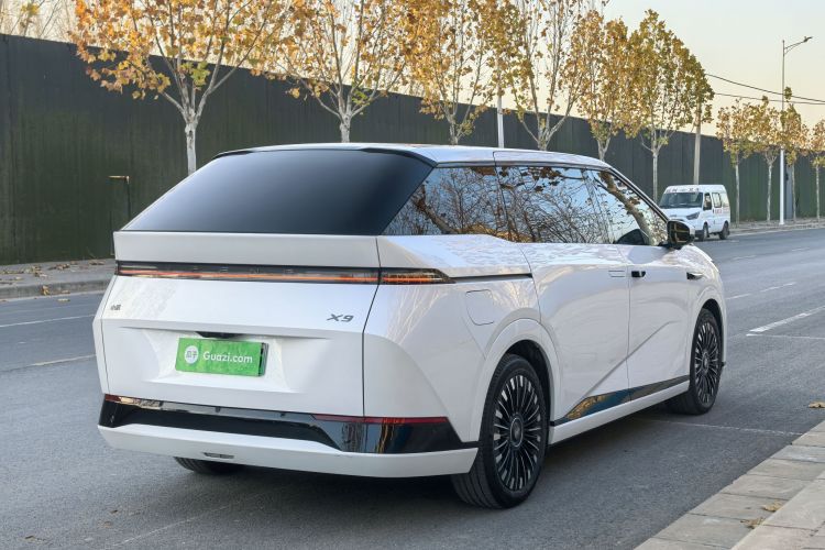 小鹏X9 2025款 740超长续航 Max车身外观6006