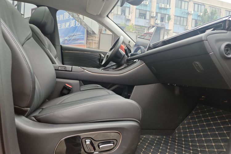 AION V 2024款 埃安霸王龙 650 激光雷达版中控内饰7001