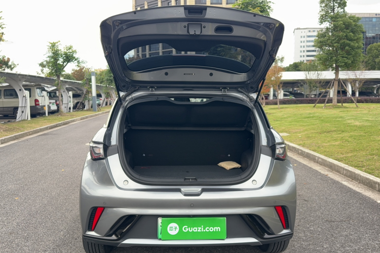 比亚迪 海豚 2023款 420km 自由版局部细节23