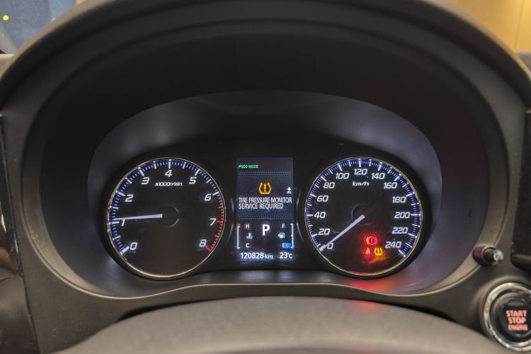 三菱 欧蓝德 2019款 2.0L 两驱畅享版 5座 国V中控内饰15