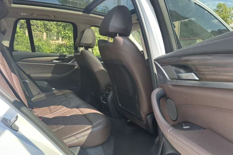 宝马X3 2020款  xDrive28i M运动套装中控内饰7011