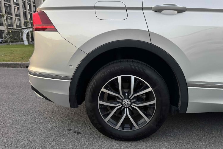 大众 途观L新能源 2019款 430PHEV 混动旗舰版车身外观6007