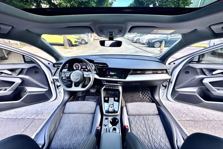 奥迪A3 2022款 A3L Limousine 35 TFSI 豪华运动型局部细节18