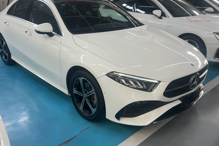 奔驰A级 2023款 A 200 L 时尚型车身外观6002