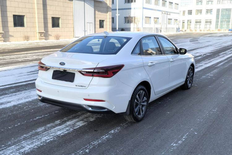 福特 福睿斯 2021款 1.5L 自动钻石版车身外观6005