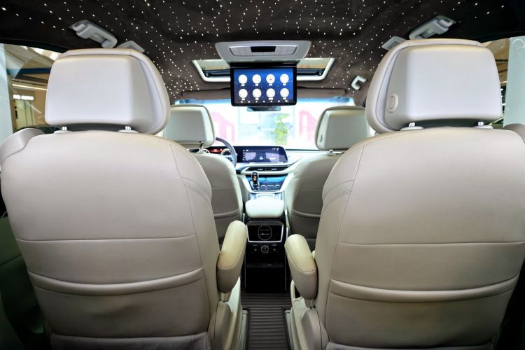 别克GL8 2020款 ES陆尊 653T 舒适型中控内饰7001