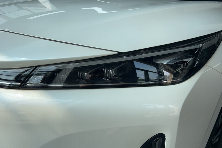 荣威D5X DMH 2024款 135科技版车身外观6009