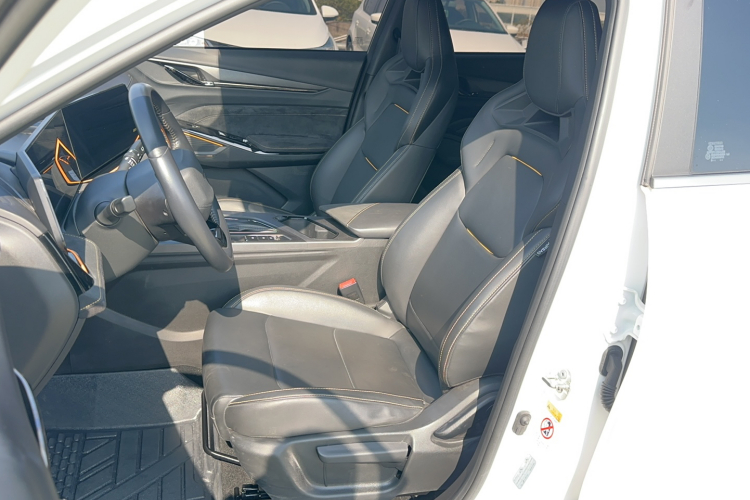 长安欧尚X5 PLUS 2023款 改款 1.5T DCT先锋型中控内饰7002