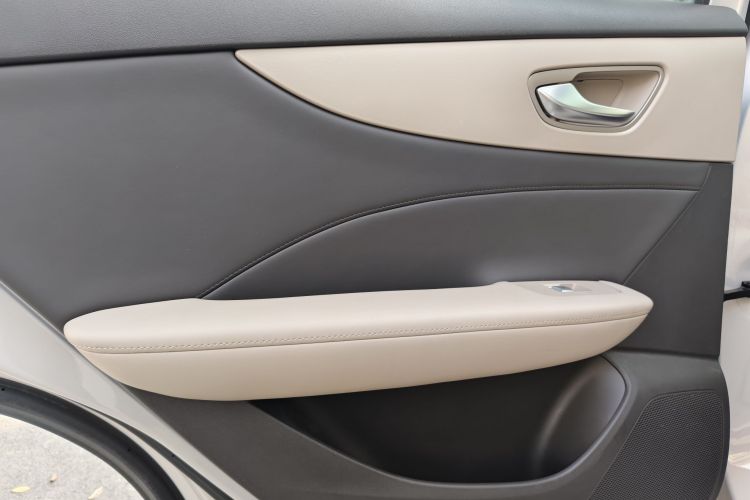 名爵 MG ES5 2025款 525max 后驱智驾版中控内饰7011