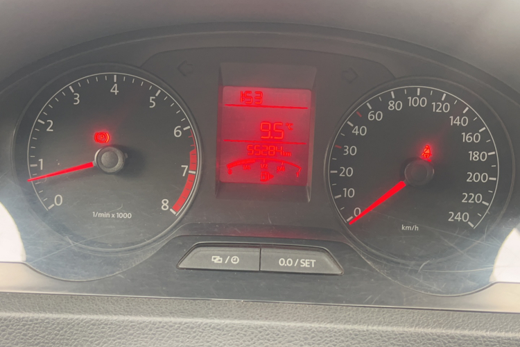 大众 桑塔纳 2015款 1.6L 手动舒适版中控内饰15