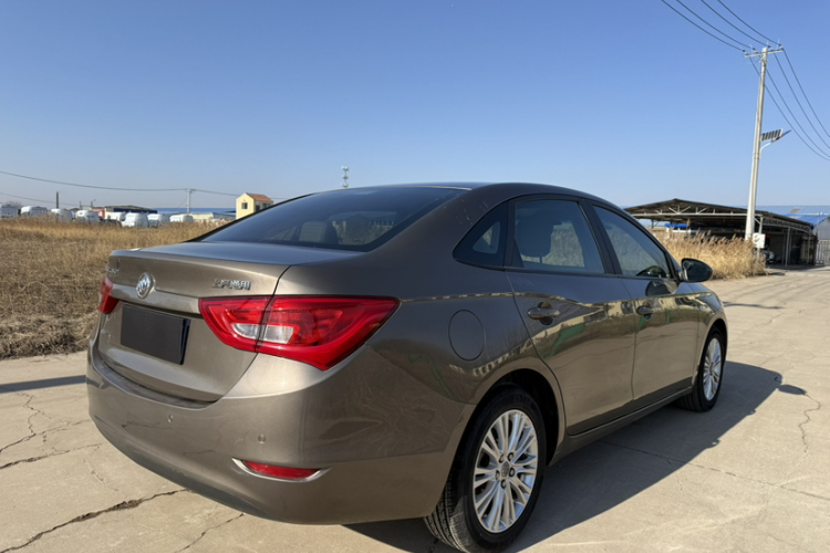 别克 英朗 2016款 15N 自动精英型车身外观6002