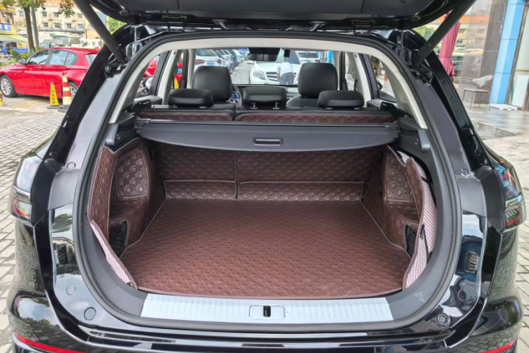 红旗HS5 2023款 2.0T 四驱旗享Pro版局部细节23