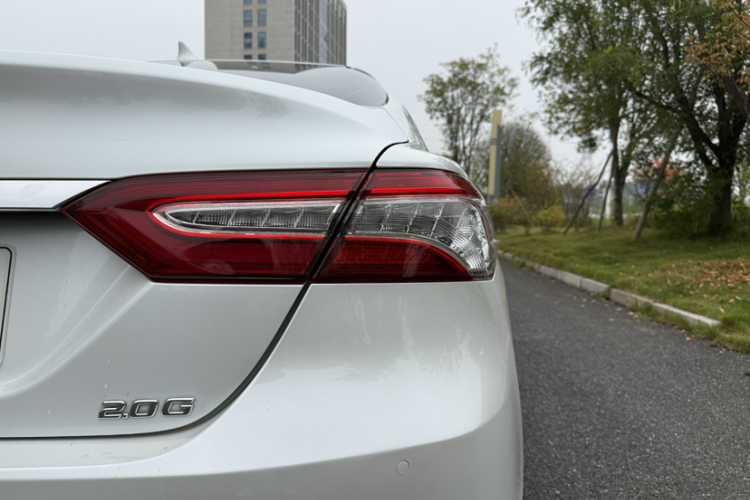 丰田 凯美瑞 2021款 2.0G 豪华版车身外观6007