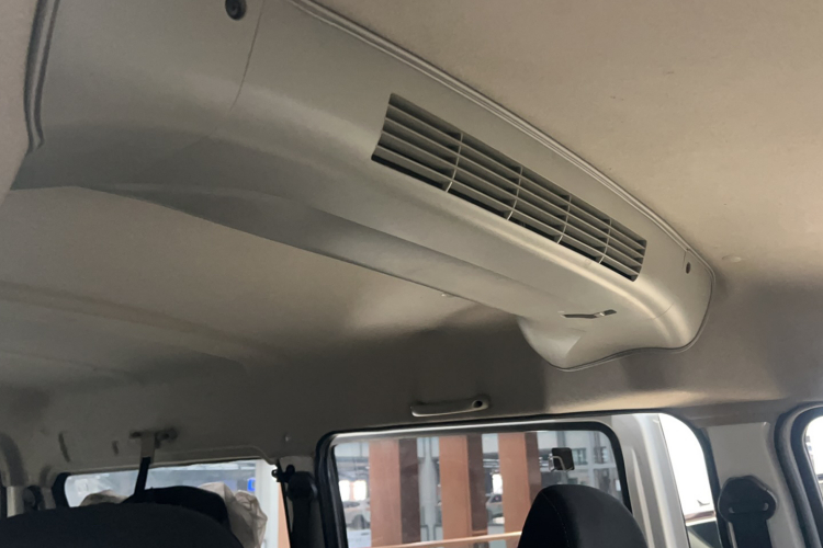 金杯 金海狮M经典 2024款 1.5L 工程狮客车 6座局部细节22