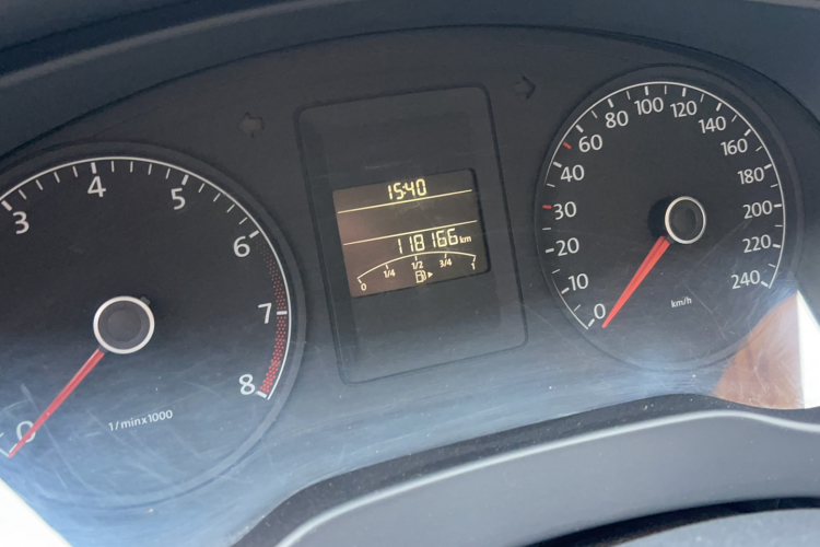 大众 速腾 2014款 1.6L 手动舒适型中控内饰15