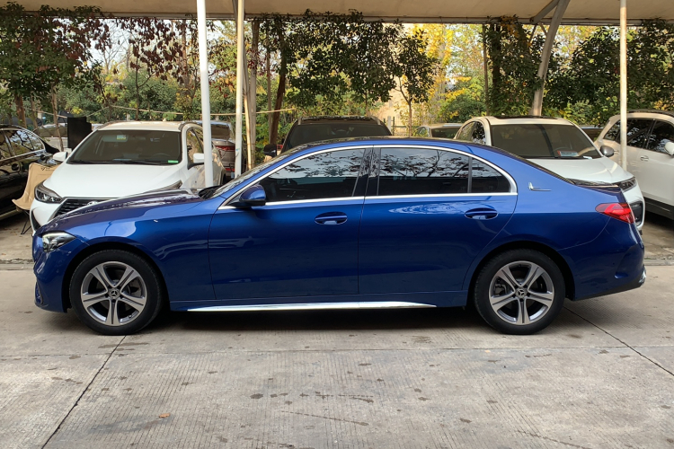 奔驰C级 2022款 改款 C 200 L 运动版车身外观6005