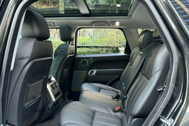 路虎 揽胜运动版 2017款 3.0 SC V6 SE中控内饰7003