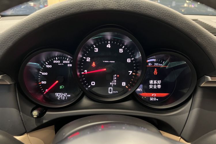 保时捷 2018款 Macan 2.0T中控内饰15