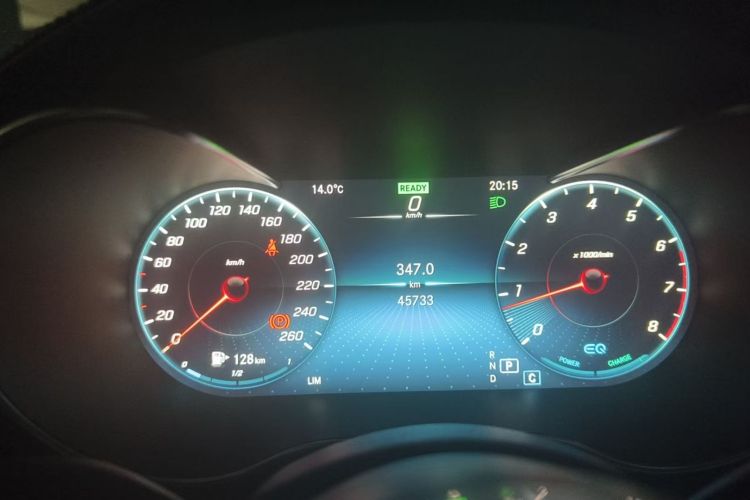 奔驰C级 2020款 改款 C 260 L 运动版中控内饰15