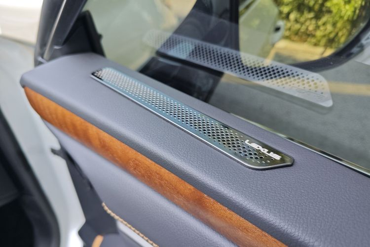 雷克萨斯ES 2023款 200 豪华版局部细节9005