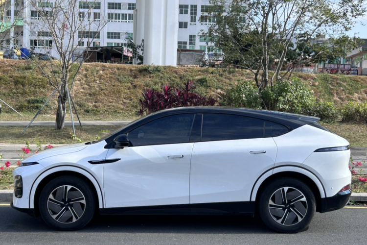 小鹏G6 2024款 580 长续航 Plus车身外观6003