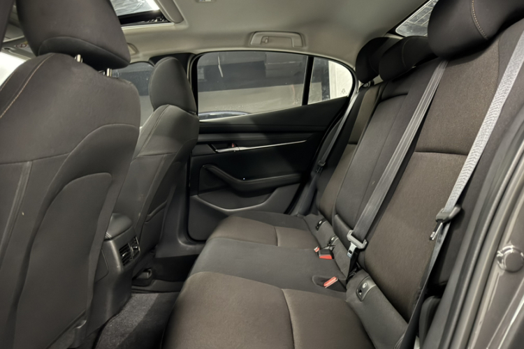 马自达3 昂克赛拉 2023款 2.0L 自动质炫版车身外观6004