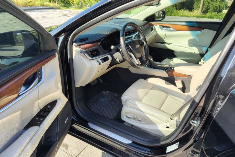 凯迪拉克XTS 2018款 28T 精英型中控内饰7002