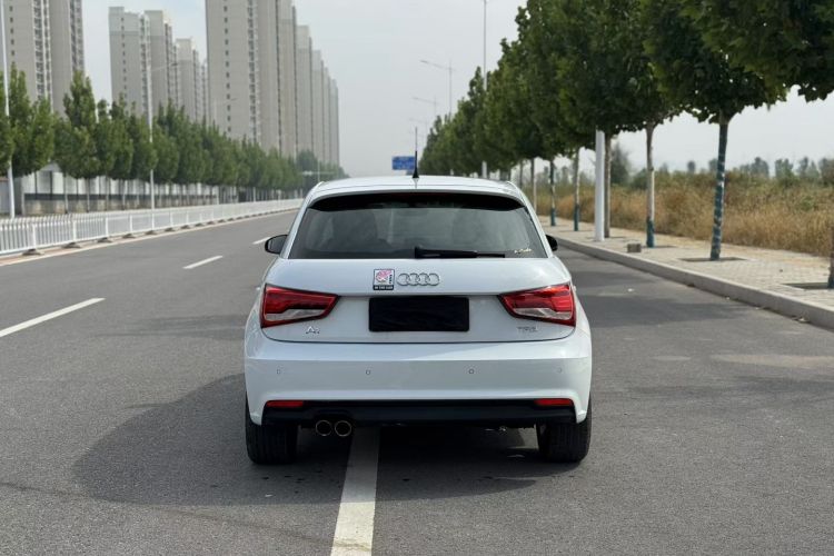 奥迪A1 2016款 30 TFSI Sportback Design风尚版车身外观6008