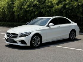 奔驰C级 2019款 C 180 L 时尚型运动版