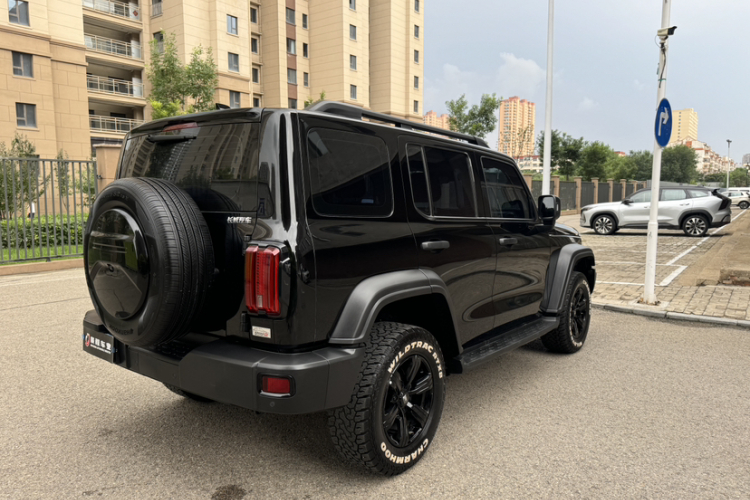 坦克300 2023款 越野版 2.0T 征服者车身外观6005