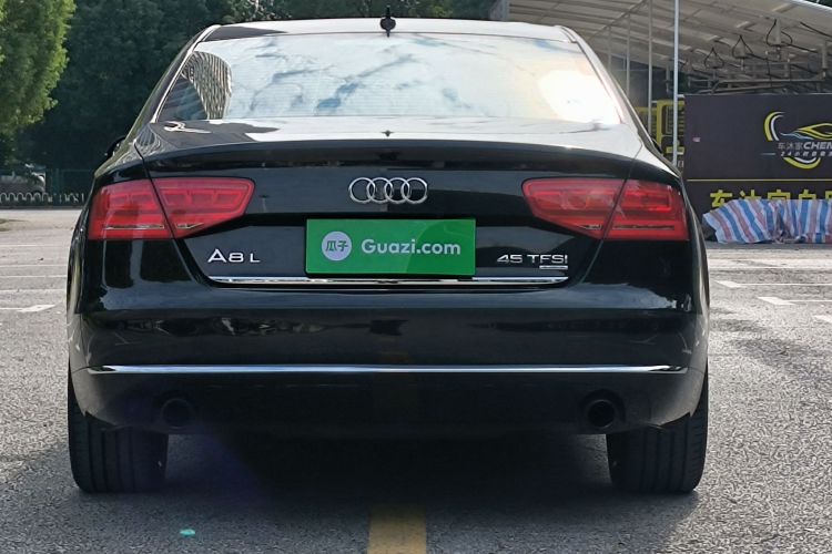 奥迪A8 2013款 A8L 45 TFSI quattro舒适型车身外观6004
