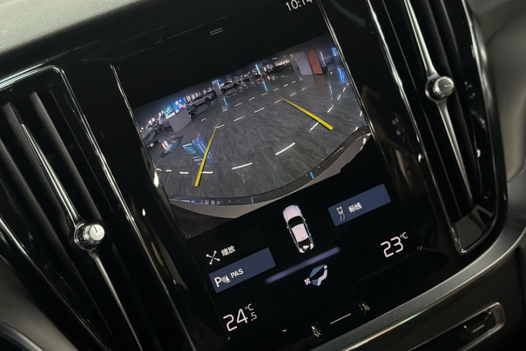 沃尔沃S60 2022款 B4 智逸豪华版中控内饰7003