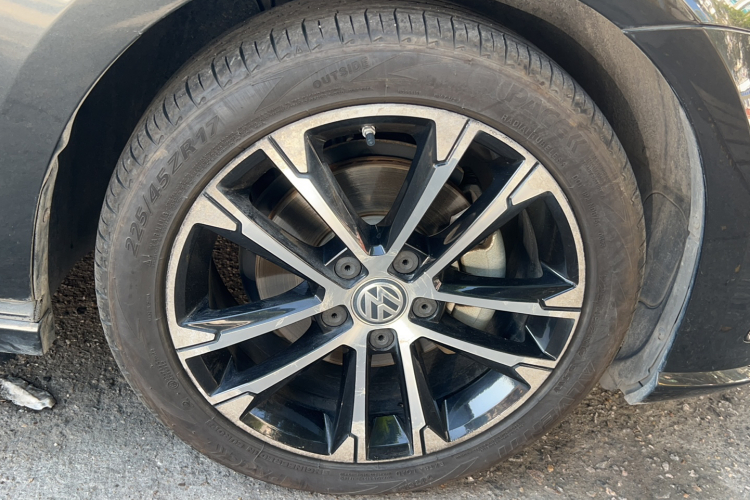 大众 高尔夫 2016款 1.4TSI 自动R-Line车身外观6006