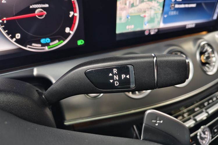 奔驰E级(进口) 2020款 E 260 轿跑车局部细节18