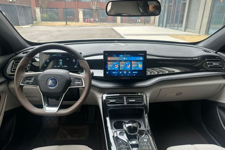 比亚迪 秦PLUS 2024款 荣耀版 DM-i 55KM领先型局部细节13