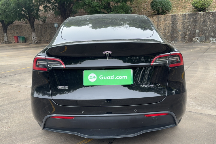 特斯拉 Model Y 2022款 改款 后轮驱动版车身外观6004