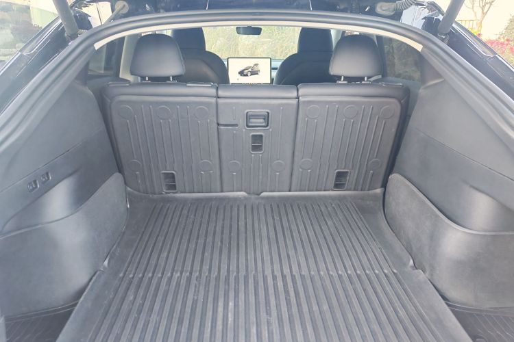 特斯拉 Model Y 2022款 改款 后轮驱动版局部细节23