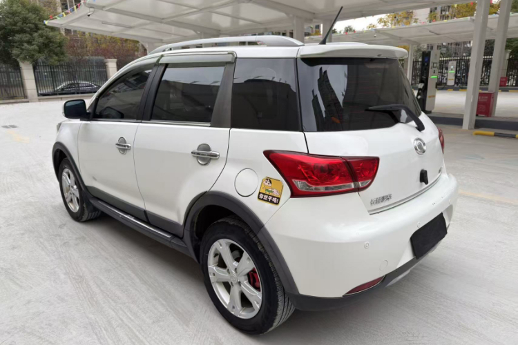 长城M4 2012款 1.5L 手动豪华型车身外观6004