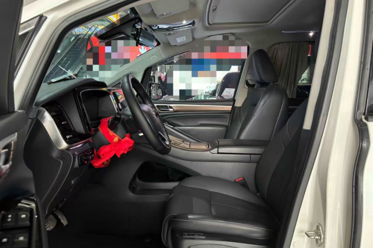 广汽传祺 传祺M8 2021款 大师系列 390T 至尊版中控内饰7003