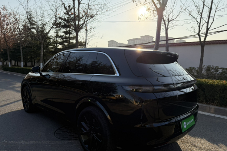 理想汽车 理想L7 2023款 Max车身外观6004