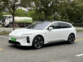 蔚来ET5T 2025款 75kWh Touring