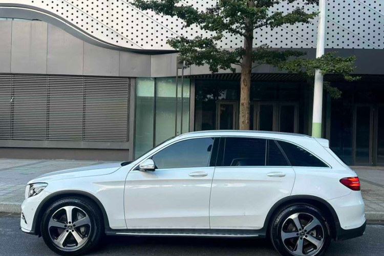 奔驰GLC 2018款 GLC 260 4MATIC 豪华型车身外观6005