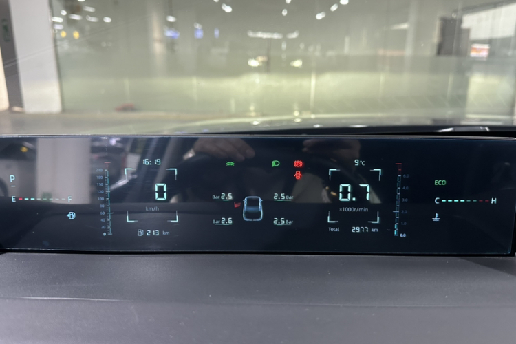 长安 逸动 2025款 蓝鲸 1.5T 500Bar尊贵型中控内饰15