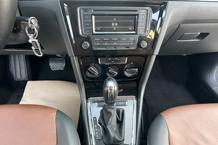 大众 宝来 2016款 1.6L 自动舒适型局部细节16