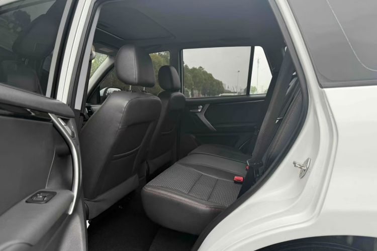 奇瑞 瑞虎3 2016款 1.6L 手动智尚版中控内饰7003