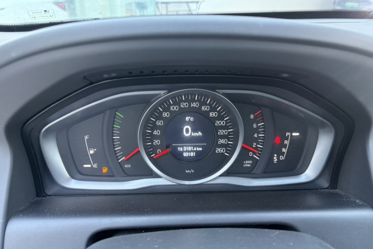 沃尔沃XC60 2017款 T5 智进升级版中控内饰15